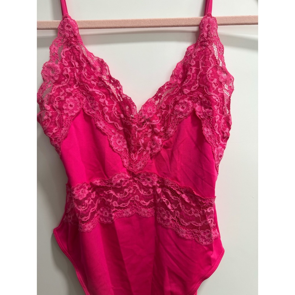 Zara Womens Hot Pink Lace Trim Bodysuit Sleeveless V-Neck Snap Crotch Small New - Picture 4 of 7